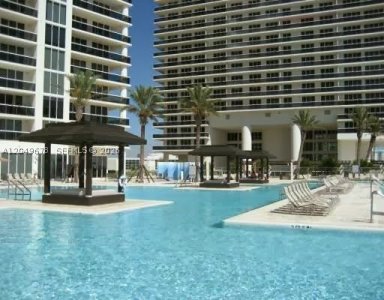 Aluguel de apartamento no Beach Club Three 1606