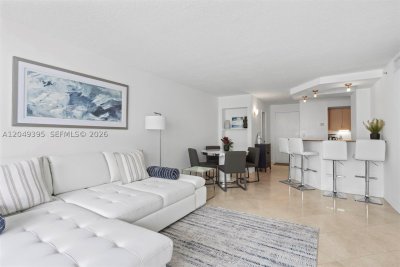 Aluguel de apartamento no The Collins Condo 1512