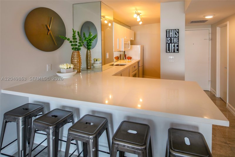 Apartment for rent at Triton Towers 617