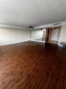 Alquiler de apartamento en The Imperial Manor PH4