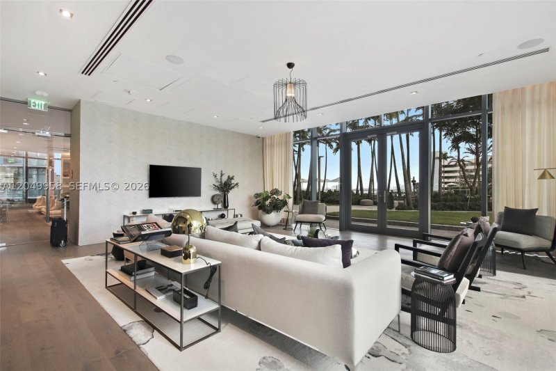 Apartment for rent at Paraiso Bay Miami 1903