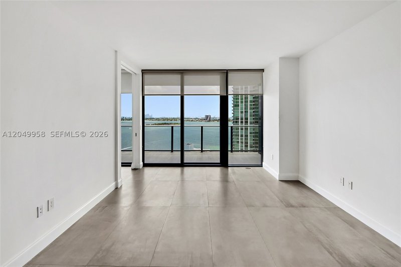 Apartment for rent at Paraiso Bay Miami 1903