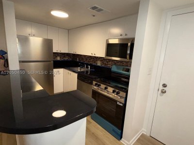 Alquiler de apartamento en Isola Brickell Key 2107
