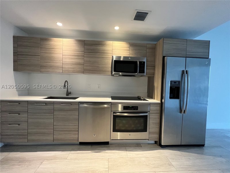 Apartment for rent at Hyde Midtown L505