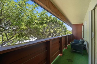 Comprar apartamento en Villa Capri 403