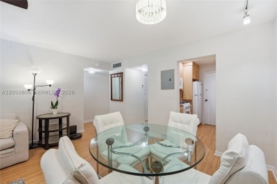 Comprar apartamento en Villa Capri 403