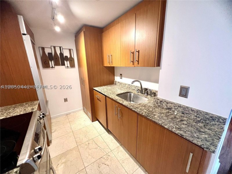 Apartment for rent at Harbour House 323