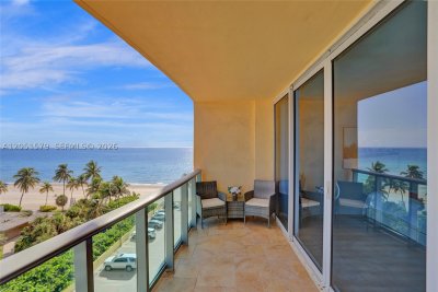 The Wave Condo Apt #704 (availab