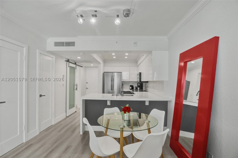 Alquiler de apartamento en The Wave Condo 704 (availab
