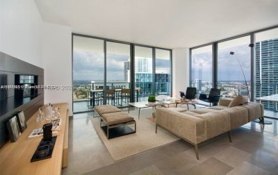 Aluguel de apartamento no Brickell City Centre Rise 2712