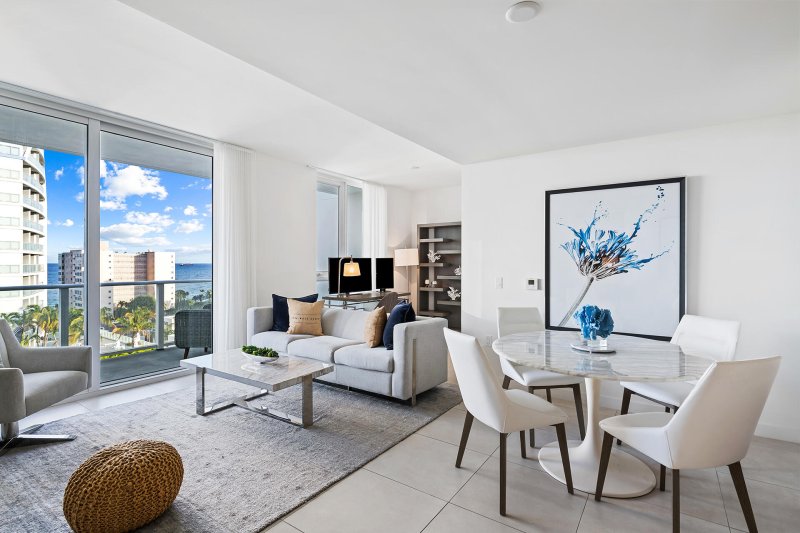 Condo for sale at Tiffany House 916