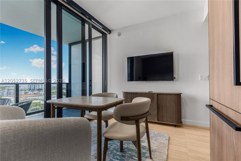 Comprar apartamento en 72 Park Miami Beach 1005