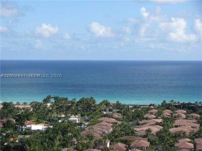 Aluguel de apartamento no Turnberry Towers 22C