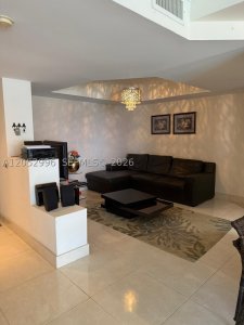 Comprar apartamento no Oceania 1 2415