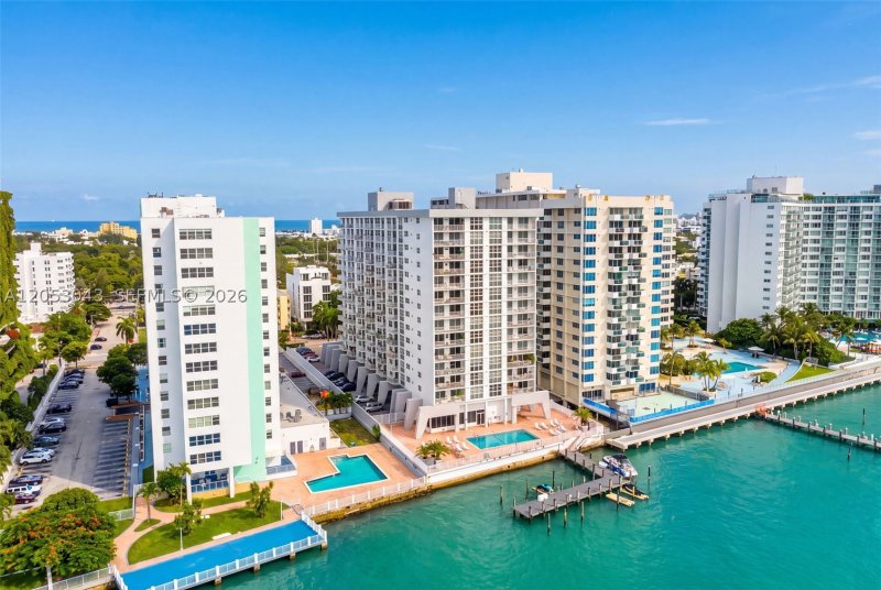 Condo for sale at Bayview Terrace 1405
