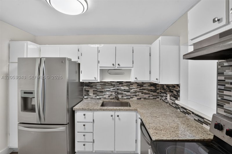 Condo for sale at Bayview Terrace 1405