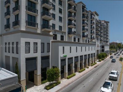Comprar apartamento en Merrick Manor CU-3K