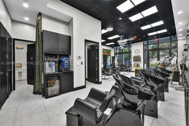 Condo for sale at Merrick Manor CU-3K