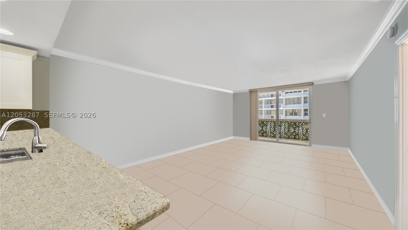 Condo for sale at Imperial Towers 504