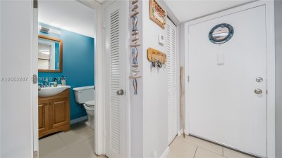 Comprar apartamento en Imperial Towers 504