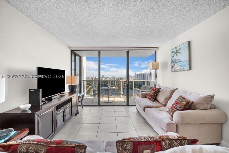 Alquiler de apartamento en El Dorado PH2