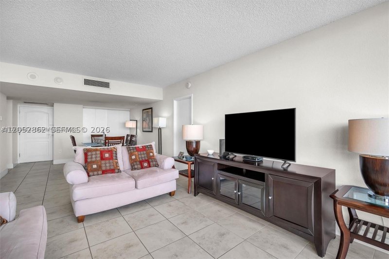 Alquiler de apartamento en El Dorado PH2