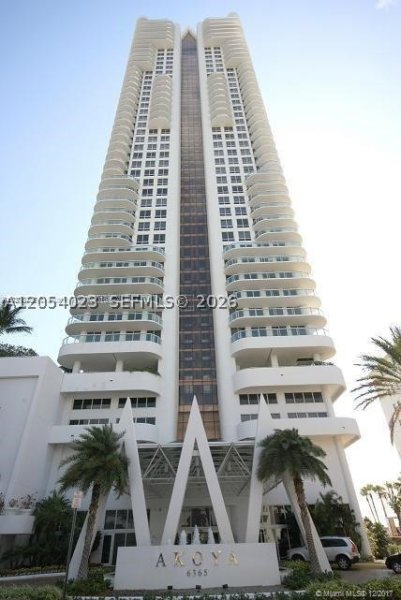 Apartment for rent at Akoya 1811
