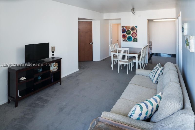 Apartment for rent at Akoya 1811