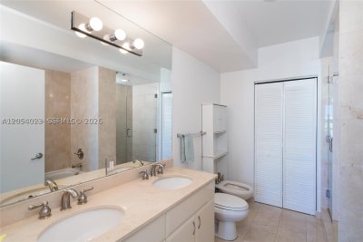 Alquiler de apartamento en Akoya 1811