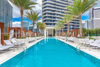 Comprar apartamento en SLS Lux Brickell 3006