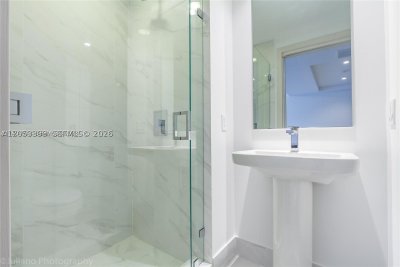 Comprar apartamento no SLS Lux Brickell 3006