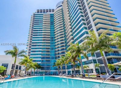 Alquiler de apartamento en Midtown Miami 4 L0205
