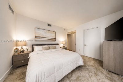 Comprar apartamento no Paraiso Bay Miami 1507