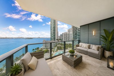 Comprar apartamento no Paraiso Bay Miami 1507