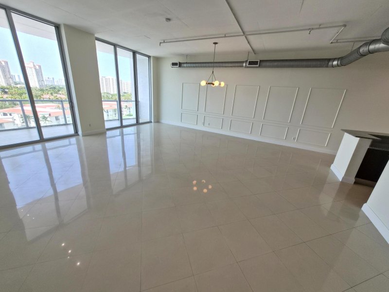 Comprar apartamento en Uptown Marina Lofts 805