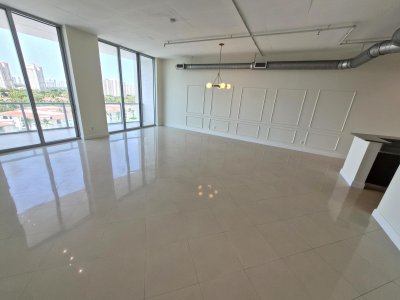 Comprar apartamento en Uptown Marina Lofts 805