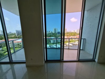 Comprar apartamento en Uptown Marina Lofts 805