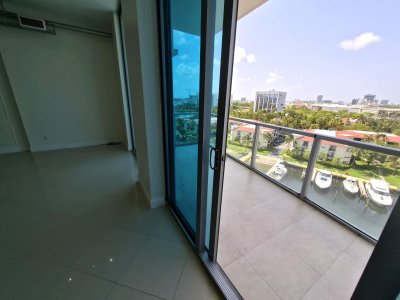 Comprar apartamento en Uptown Marina Lofts 805