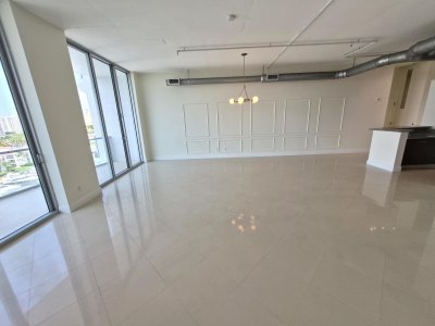 Comprar apartamento en Uptown Marina Lofts 805