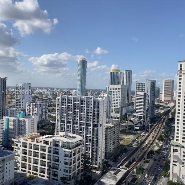 Condo for sale at Axis on Brickell South Tower 3011-S
