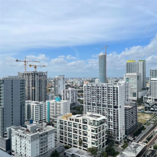 Condo for sale at Axis on Brickell South Tower 3011-S