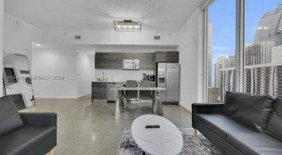 Aluguel de apartamento no Centro Condo 2411