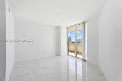 Comprar apartamento en Turnberry On The Green 2506