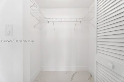 Comprar apartamento en Turnberry On The Green 2506