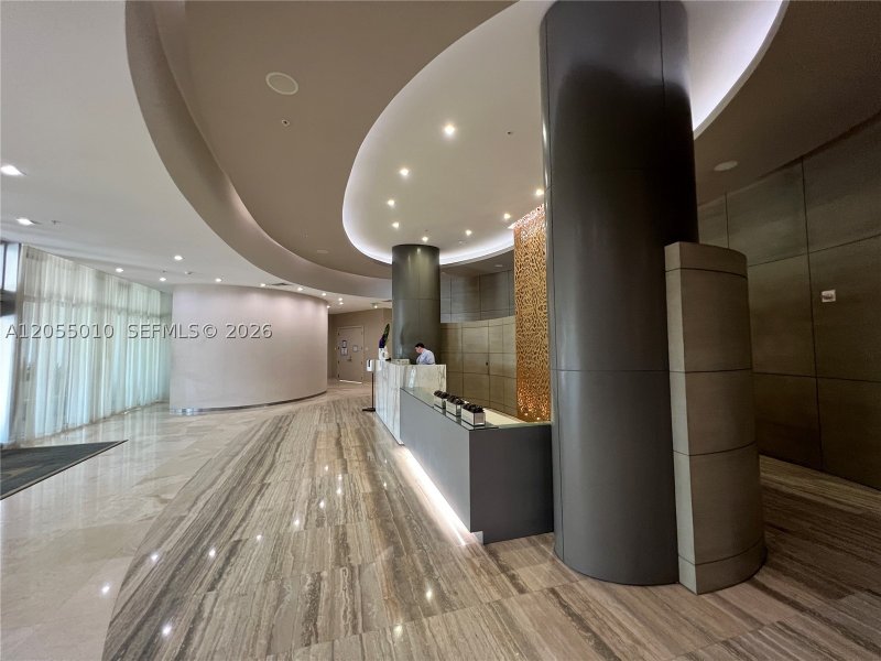 Condo for sale at Harbour House 112
