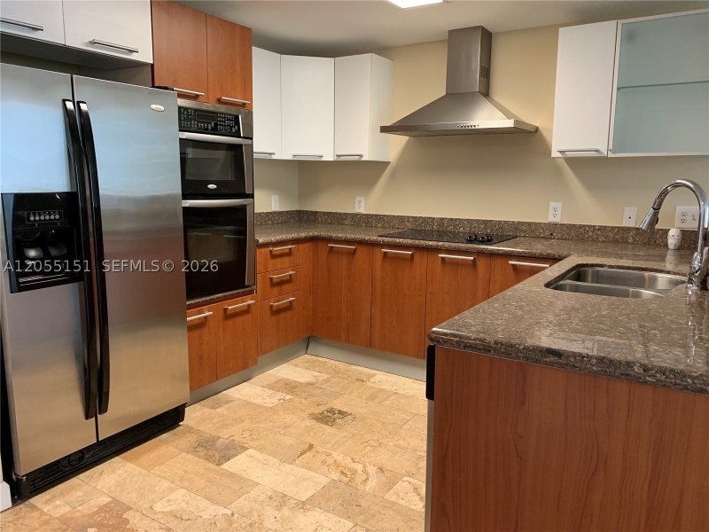 Apartment for rent at Sail at Brickell 1402
