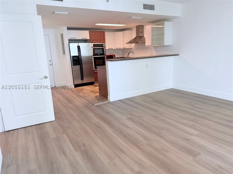 Apartment for rent at Sail at Brickell 1402