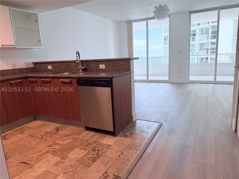 Apartment for rent at Sail at Brickell 1402