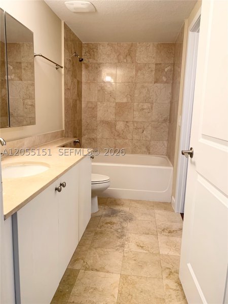 Apartment for rent at Sail at Brickell 1402