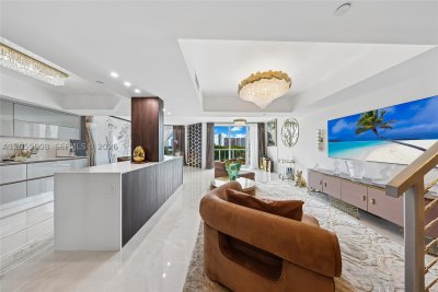 Peninsula II Apt #502